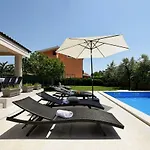 House Vedran 1125 Vakantiehuis