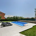 House Vedran 1125 Vakantiehuis