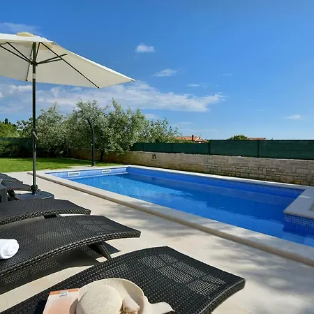 House Vedran 1125