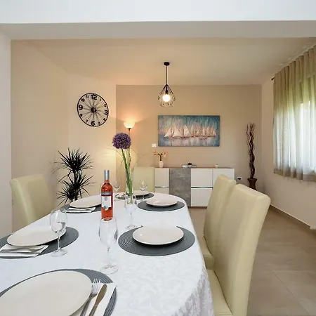 Σπίτι διακοπών House Vedran 1125 *