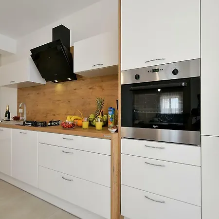 House Vedran 1125 Holiday home