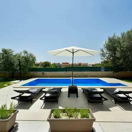 House Vedran 1125 *
