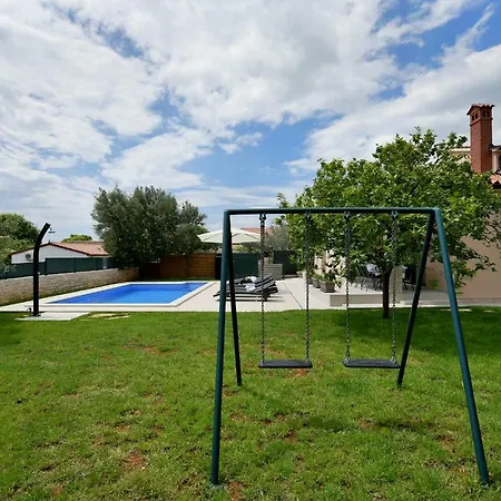 House Vedran 1125 * Galižana