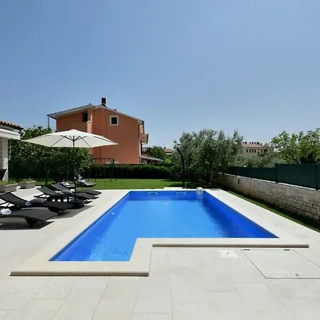 House Vedran 1125 *