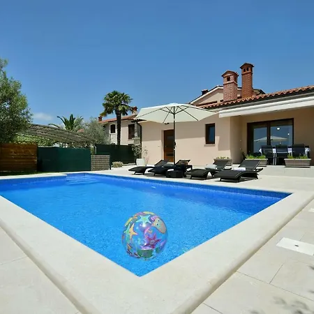 House Vedran 1125 Vakantiehuis