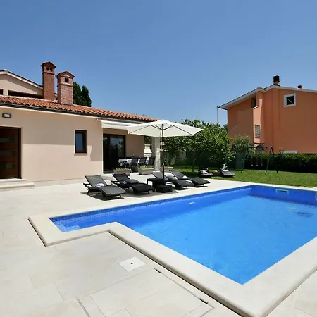 House Vedran 1125 *