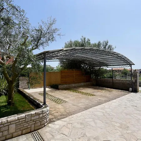 House Vedran 1125 Vakantiehuis