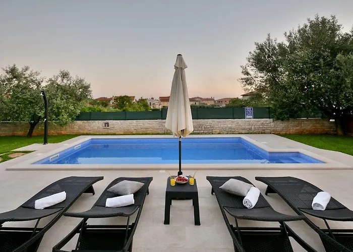 House Vedran 1125 * Galizana