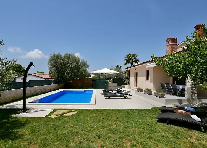 House Vedran 1125 *