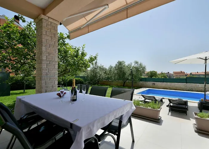 House Vedran 1125 *